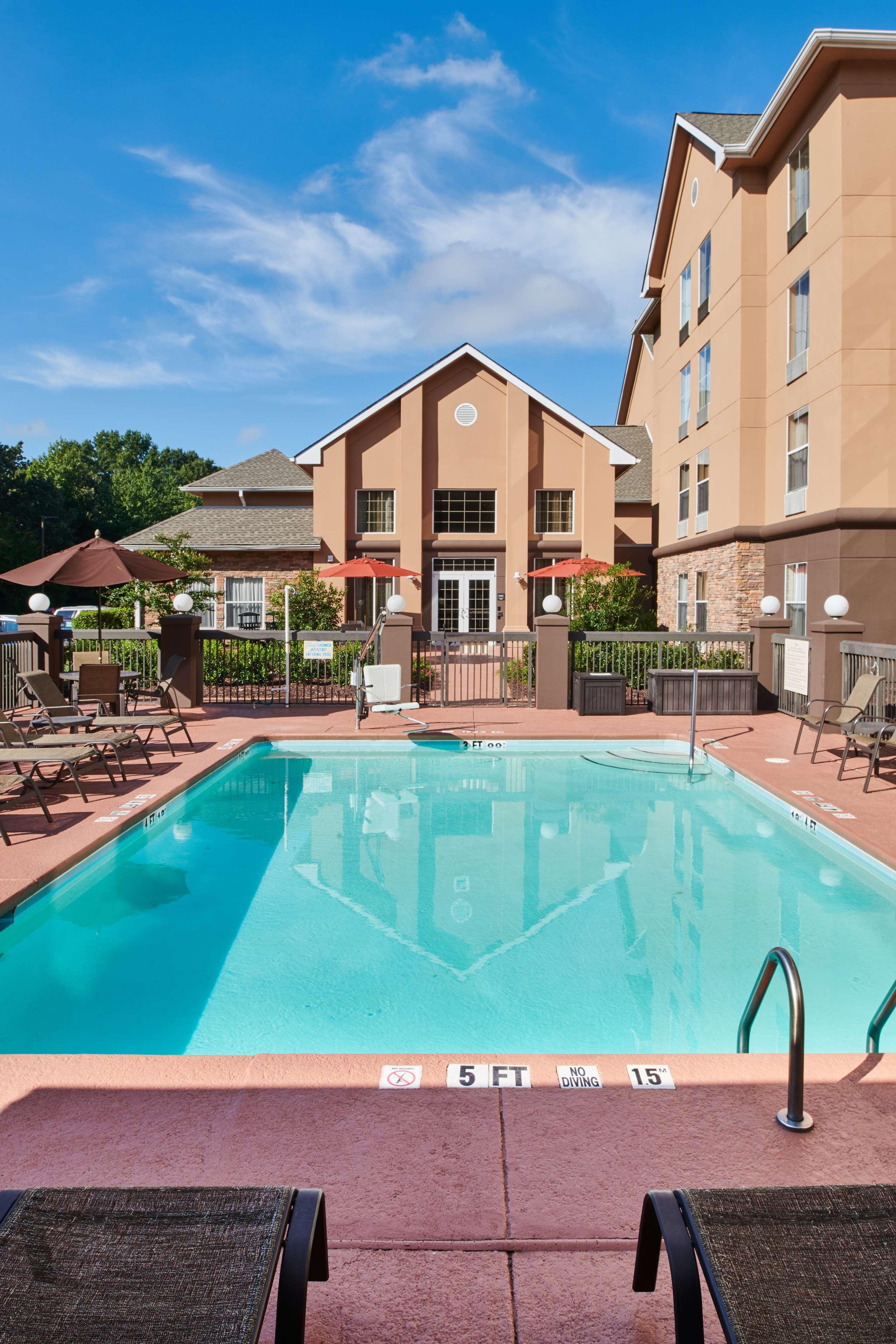 Hampton Inn & Suites Chapel Hill/Durham Exterior foto