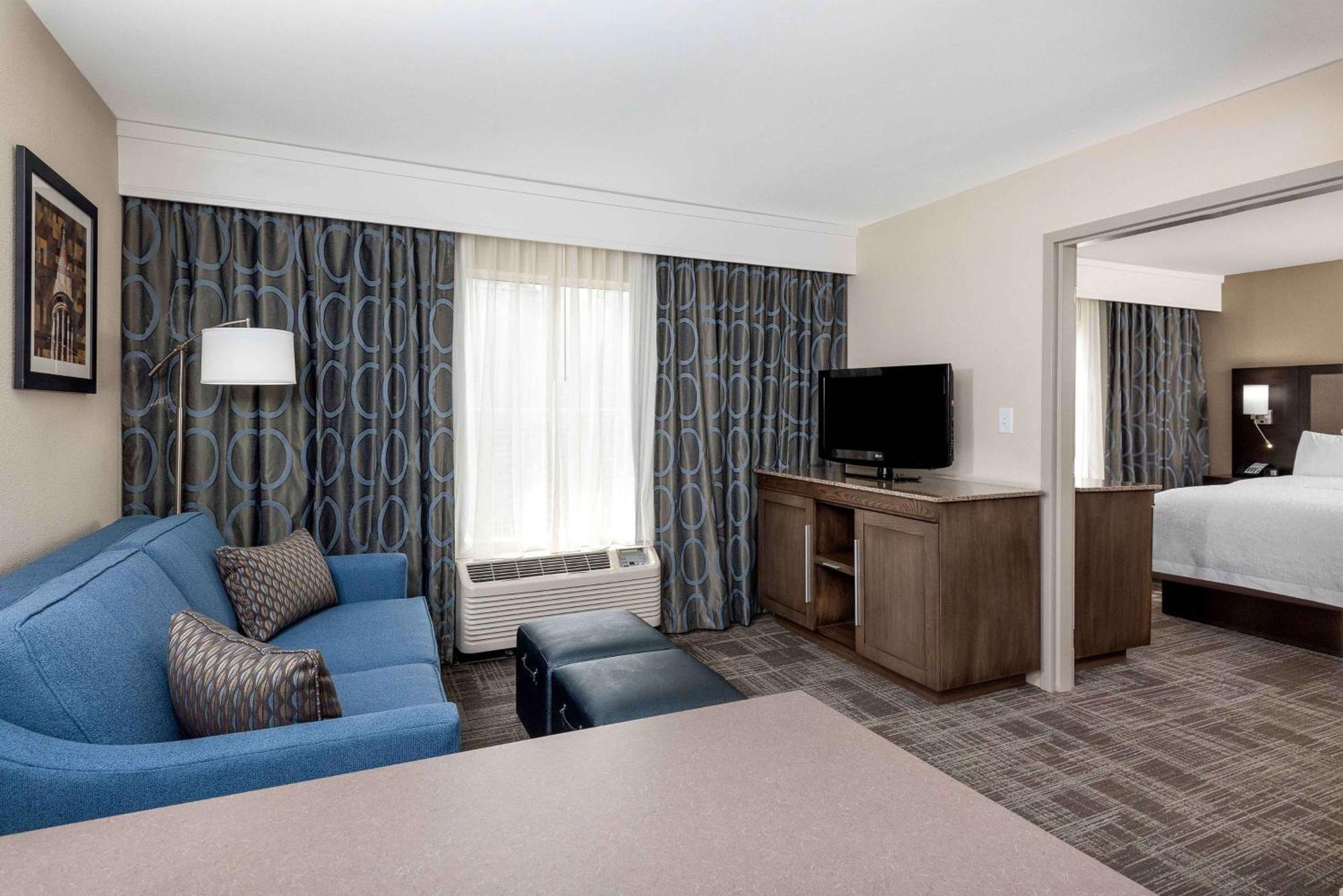 Hampton Inn & Suites Chapel Hill/Durham Exterior foto
